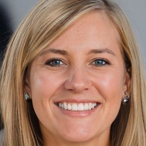 Meet your Posher, Carrie